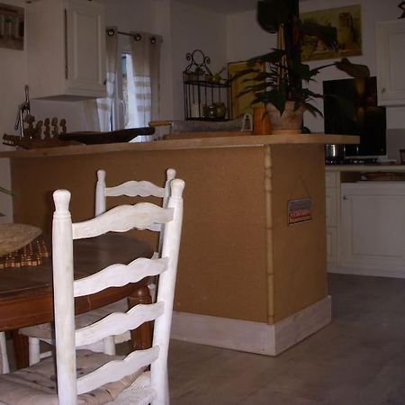 Un Havre De Paix Villa Aigues-Vives  Luaran gambar